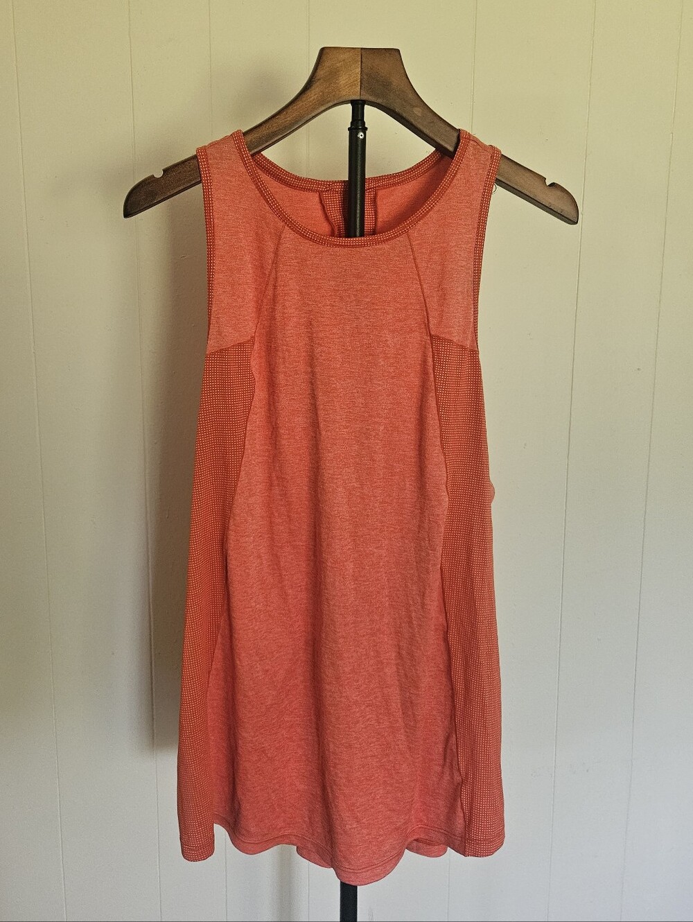Unbranded Women’s Coral Sleeveless Athletic Tank Top Size XXL